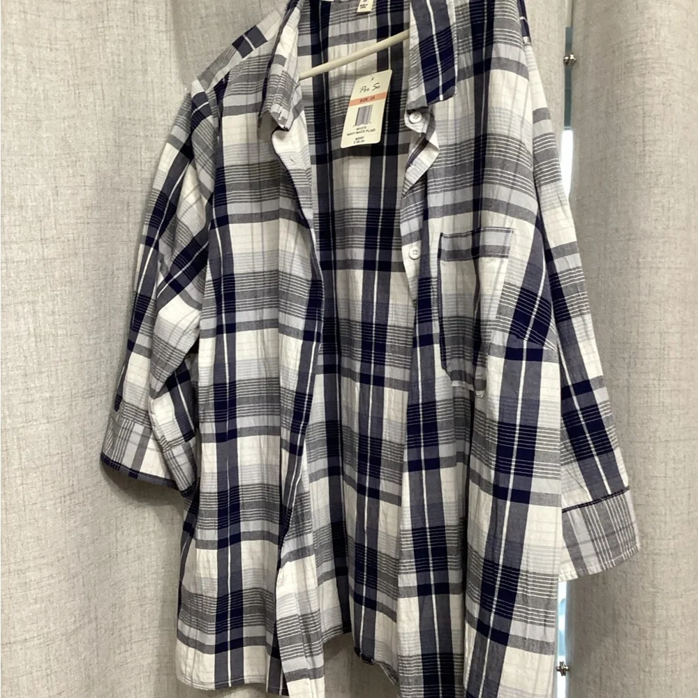 Per Se Blue and White Casual Button Down Shirt - Picture 2 of 9